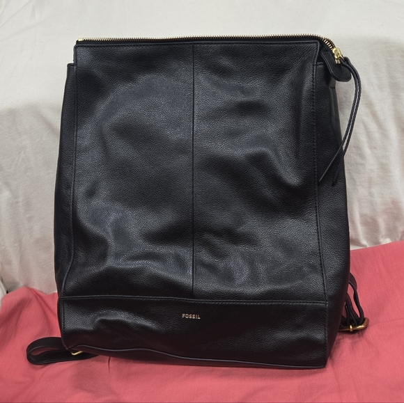 Fossil Elina Large Backpack in Black - Picture 1 of 15